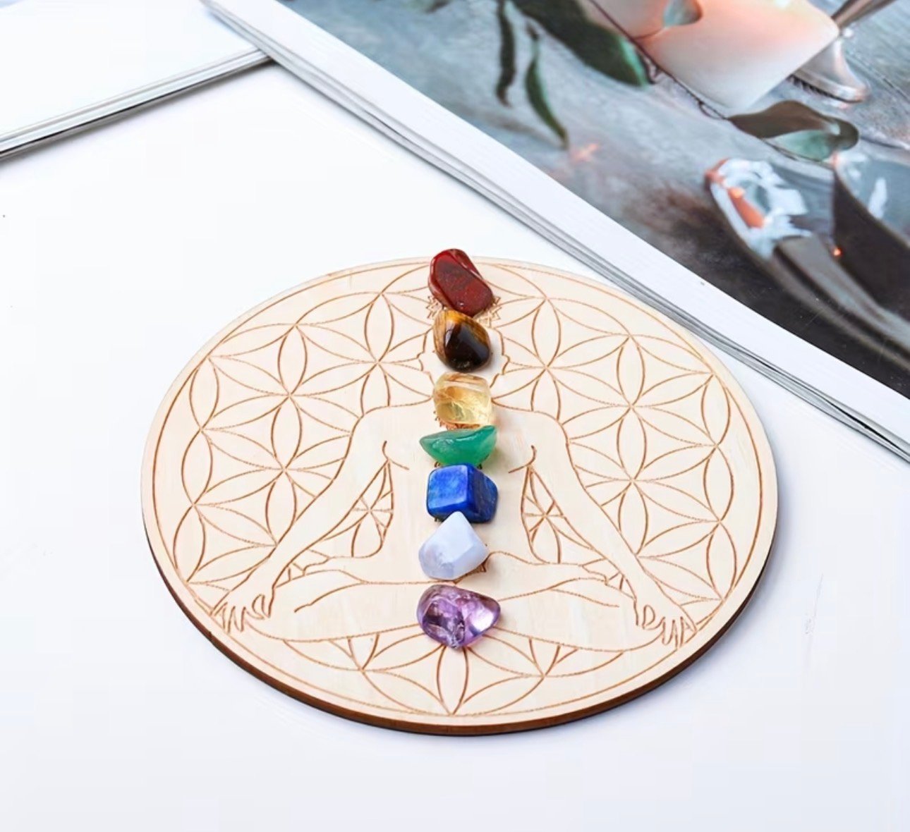 TABLERO MADERA CON PIEDRAS SIETE CHAKRAS - Imagen 4