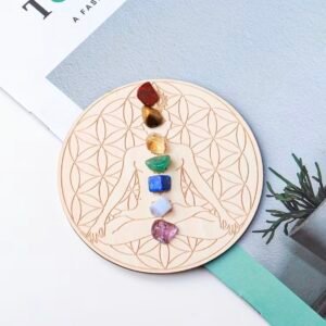 TABLERO MADERA CON PIEDRAS SIETE CHAKRAS